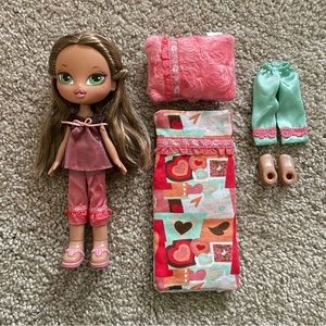 Vintage 2000s Bratz Kidz Sleepover Adventure Doll: Yasmin